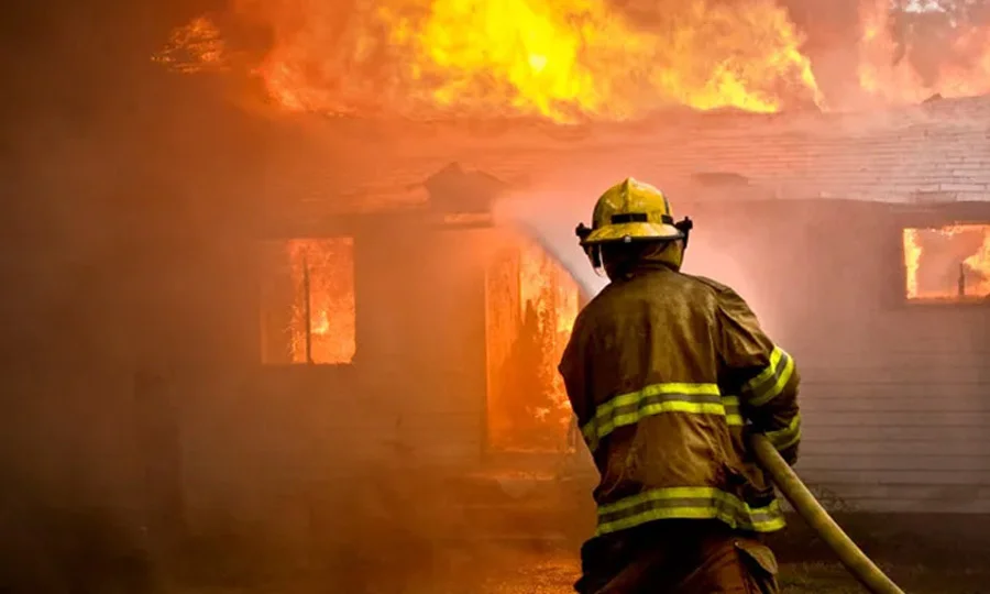 کراچی؛ 4 روز میں آتشزدگی کے 34 واقعات رپورٹ، 19 افراد جاں بحق