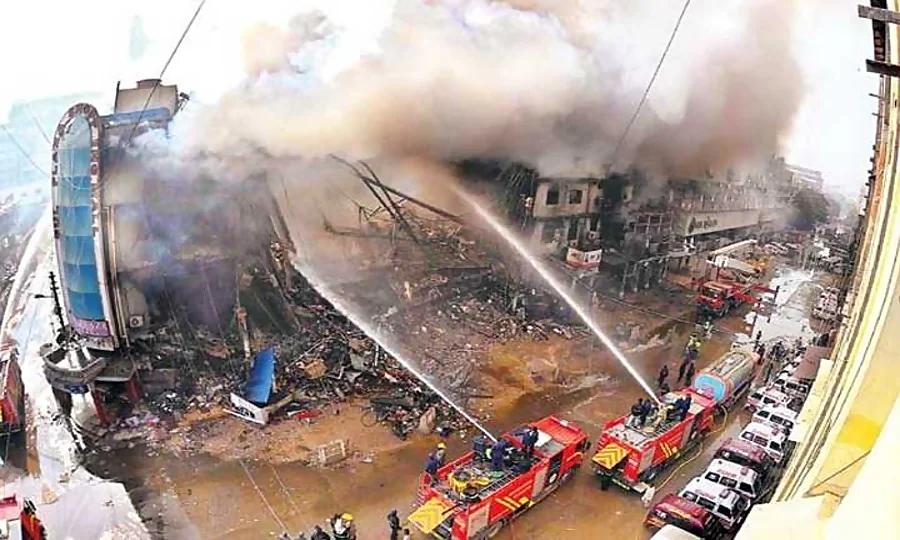 سانحہ گل پلازہ کیس میں بڑی پیش رفت، متاثرہ خاندانوں کو طلب کرلیا گیا