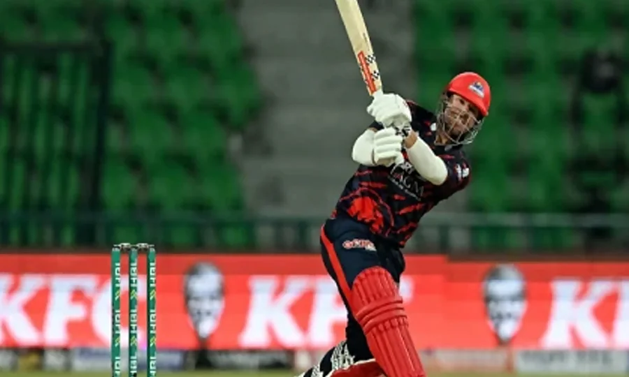 پی ایس ایل 11، کراچی کنگز نے قلندرز کے جبٹروں سے فتح چھین لی