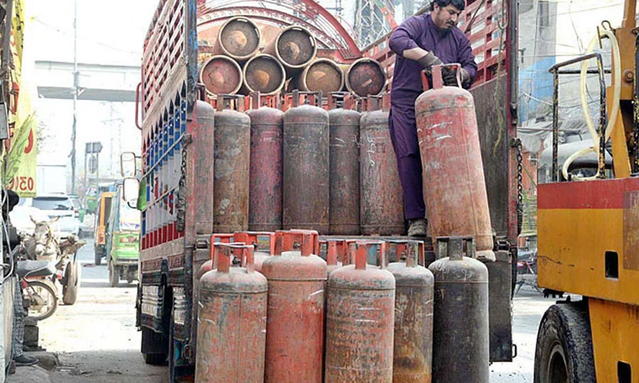 ایل پی جی کی قیمتوں میں بڑا اضافہ ریکارڈ