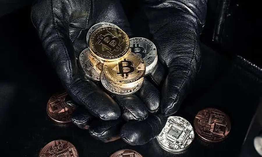 8 گھنٹے یرغمال، بٹ کوائن چھین لیے گئے! کراچی میں کرپٹو ٹریڈرز بھی غیرمحفوظ
