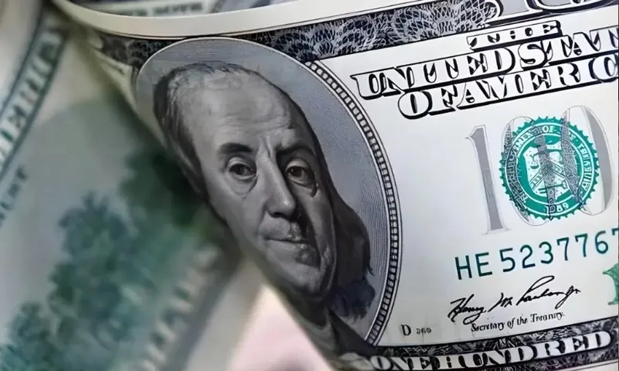 پاکستان پر بیرونی قرضوں کا بوجھ مزید بڑھ گیا