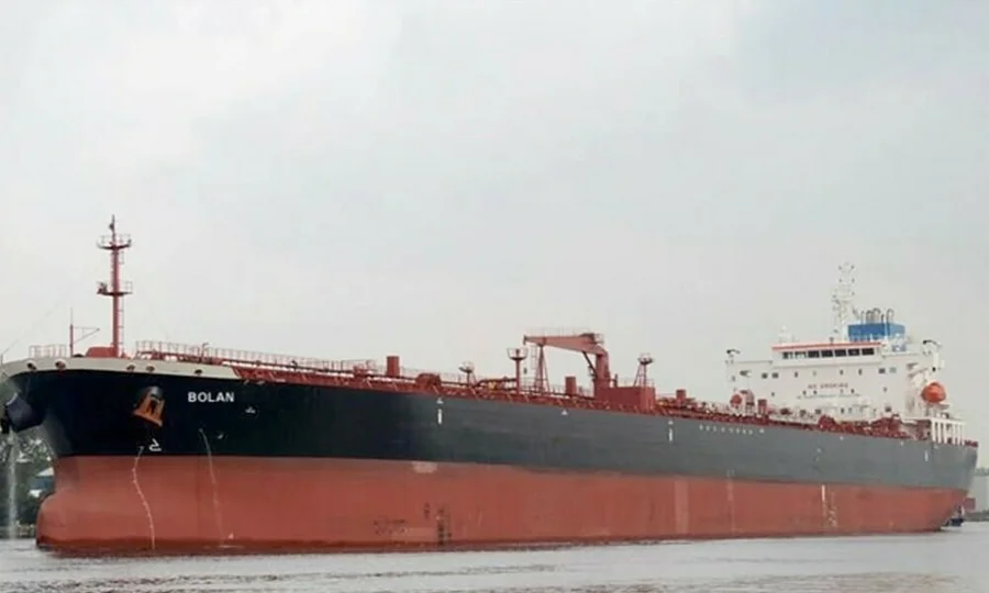 کویت سے آئل کی آمد بحال، پاکستانی جہازوں کے ذریعے سپلائی جاری