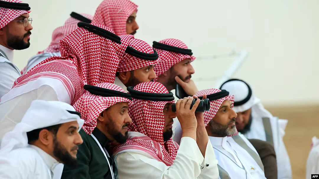 سعودی عرب میں چاند نظر نہیں آیا، عید الفطر جمعہ 20 مارچ کو منانے کا اعلان