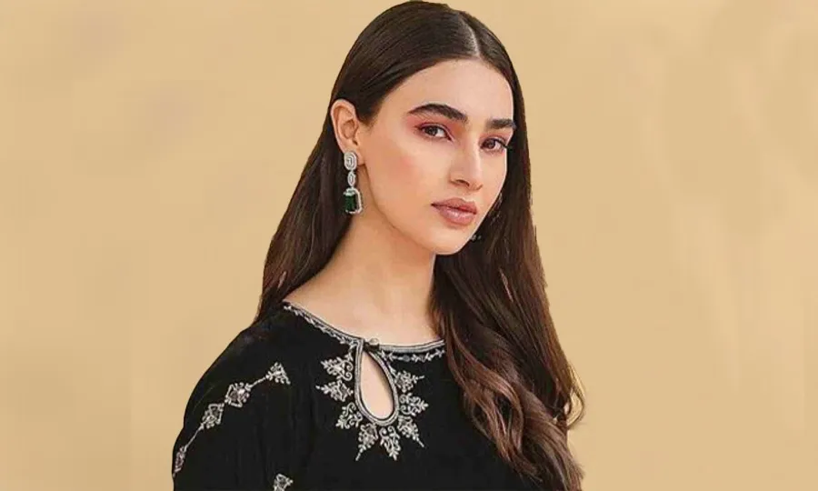 صحیفہ جبار کا پٹھان، پنجابی اور اردو زبان سے متعلق بیان وائرل، صارفین کی شدید تنقید