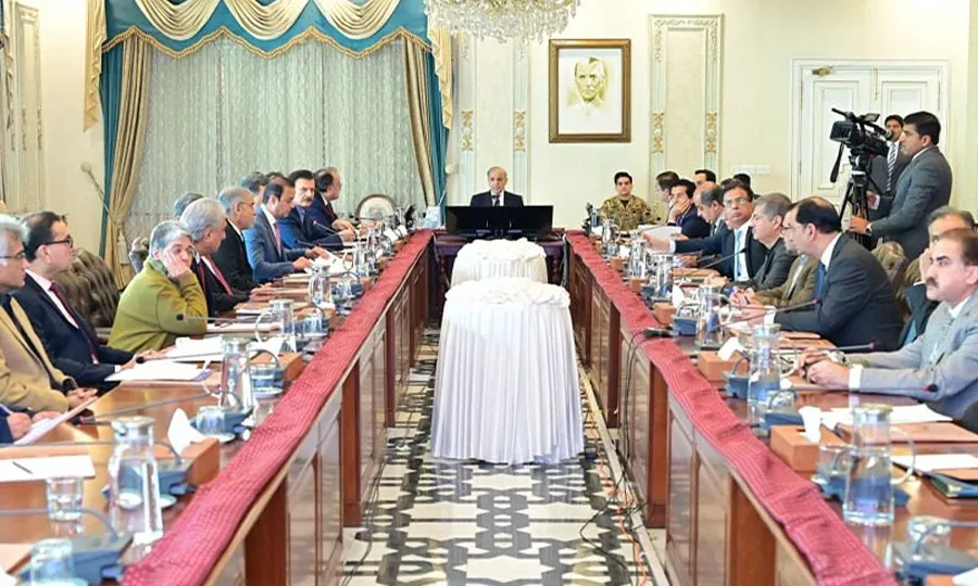 رواں مالی سال وفاقی کابینہ اراکین نے اب تک کتنی تنخواہیں لیں؟