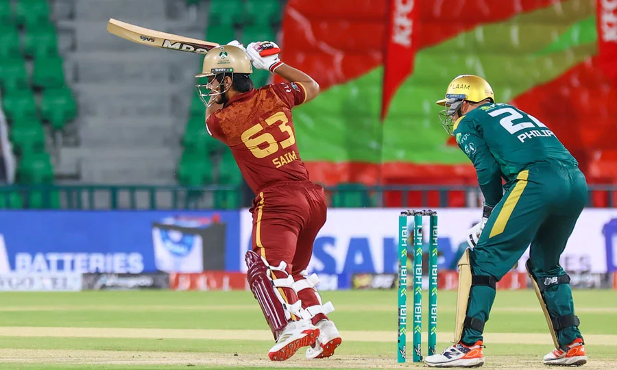 پی ایس ایل 11؛ حیدر آباد کنگز مین کی ملتان سلطانز کے خلاف بیٹنگ جاری