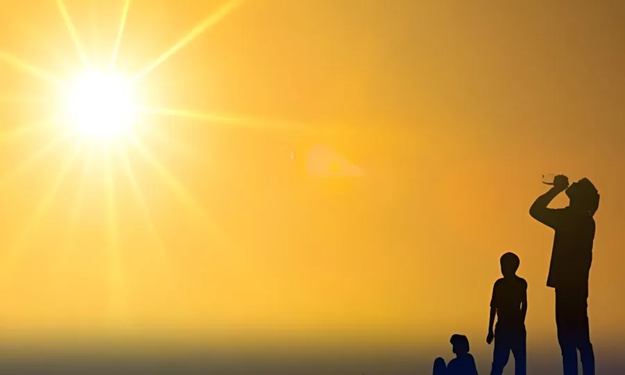 ملک کے بیشتر علاقوں میں موسم شدید گرم، سندھ میں ہیٹ ویو الرٹ جاری