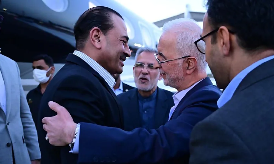ثالثی مشن کیلیے فیلڈ مارشل سید عاصم منیر وفد کے ہمراہ ایران پہنچ گئے