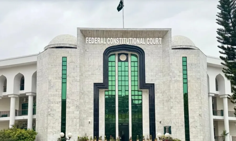وفاقی آئینی عدالت میں بڑے کیسز کی سماعت، کئی اہم فیصلے اور ریمارکس