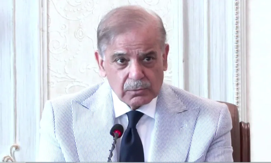 صدر ٹرمپ کو مبارکباد، بہت جلد مذاکرات کے اگلے دور کی میزبانی کریں گے: وزیراعظم