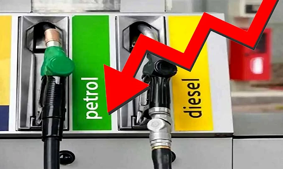 عوام کیلئے بڑی خوشخبری، حکومت نے پیٹرول اور ڈیزل سستا کر دیا