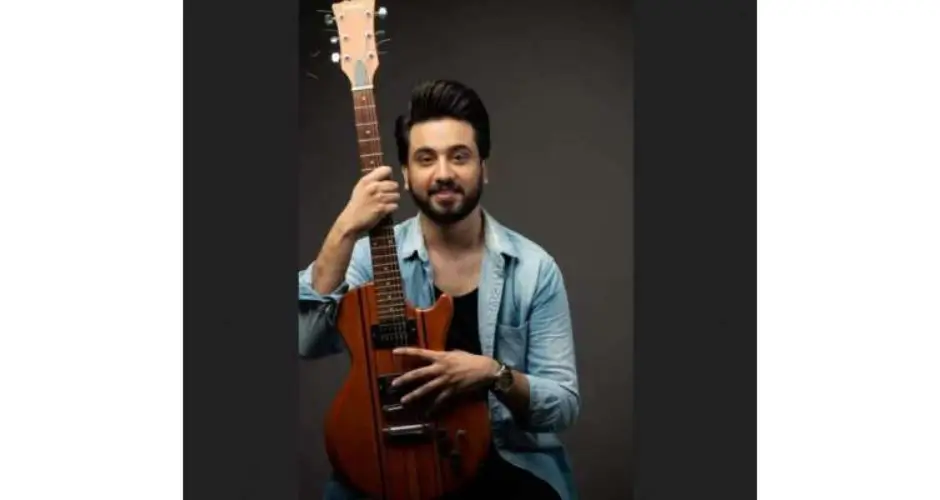 عون علی خان نئی فیچر فلم &ldquo;ریڈ لائن&rdquo; میں مرکزی کردار کے لیے کاسٹ