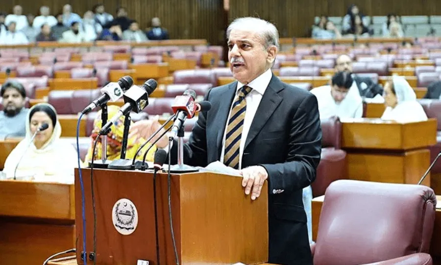 Wazir E Azam Ka Aaj Petrol Price Mein Kami...