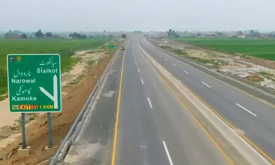 ایم-13 موٹروے؛ محفوظ، جدید اور آسان سفری سہولیات کی جانب ایک انقلابی قدم