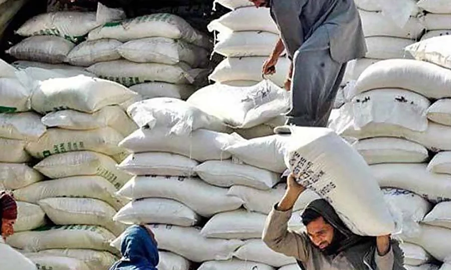 آٹا عوام کی پہنچ سے دور، ایک سال میں 20 کلو تھیلا 1250 روپے تک مہنگا ہوگیا