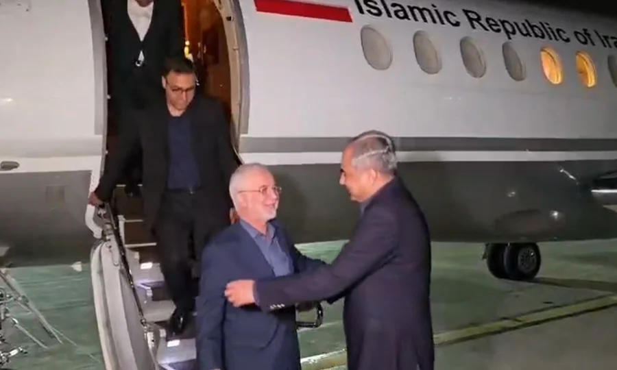 ایرانی وزیر داخلہ اسکندر مومنی اعلیٰ سطحی وفد کے ہمراہ اسلام آباد پہنچ گئے