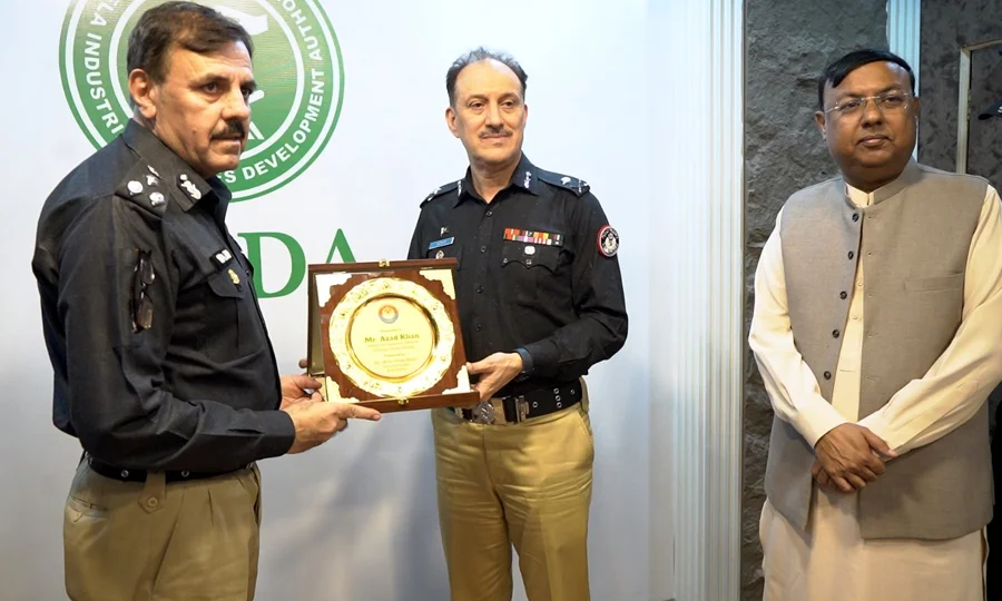 سندھ و بلوچستان پولیس کا انٹیلی جنس شیئرنگ اور باہمی تعاون مزید مؤثر بنانے پر اتفاق