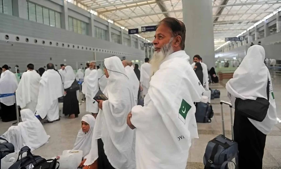سعودی حکومت کی جانب سے عمرہ زائرین کی لیے خوشی کی بڑی خبر سامنے آ گئی