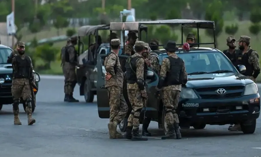 بنوں میں سیکیورٹی فورسز کے انٹیلی جنس بیسڈ آپریشنز؛ 24 دہشت گرد ہلاک