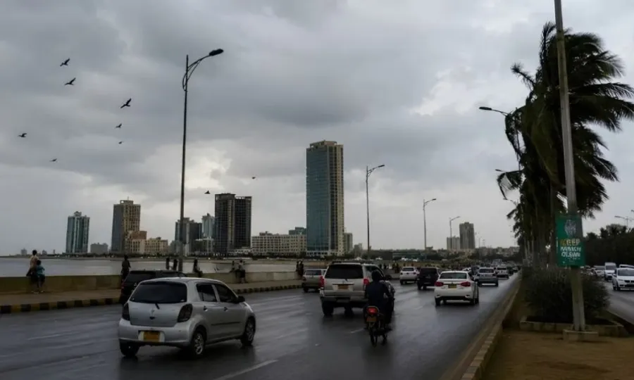 مون سون سیزن کا آغاز؛ کراچی میں رواں برس بارشیں معمول سے کم ہوں گی