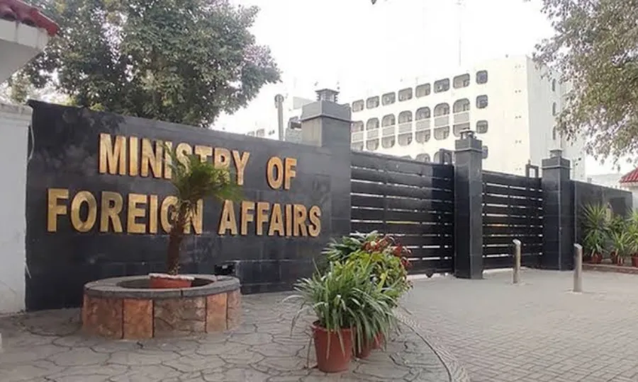 بحیرۂ احمر میں تجارتی جہازوں کو دی جانے والی دھمکیاں ناقابلِ قبول ہیں، پاکستان