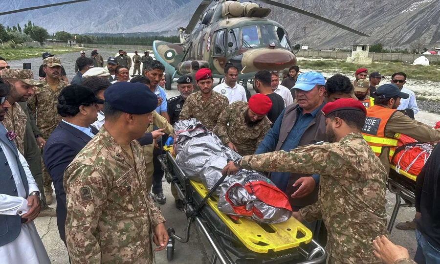براڈ پیک پر پاک فوج کا بڑا ریسکیو آپریشن، 7 غیر ملکی کوہ پیماؤں کے جسد خاکی برآمد