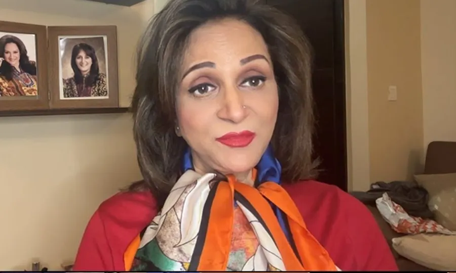 جعلی آئی ڈیز سے تنگ بشریٰ انصاری نے ایک بار پھر مداحوں کو خبردار کردیا