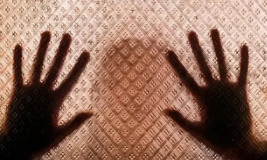 چکوال؛ 12 سالہ بچی سے مبینہ زیادتی، پیر کے خلاف مقدمہ درج