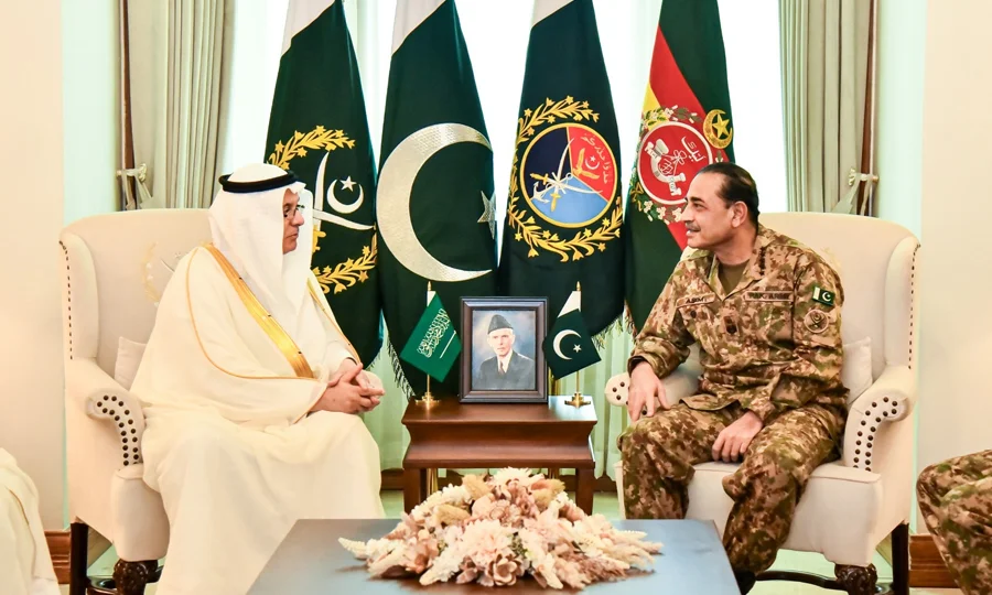 فیلڈ مارشل سے سعودی وزیر ماحولیات، پانی و زراعت کی ملاقات، تعاون بڑھانے پر اتفاق