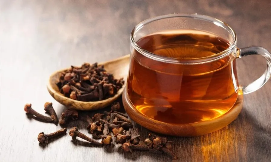 کھانے کے بعد لونگ کی چائے: بلڈ شوگر اور ہاضمے کے لیے کتنی مفید؟