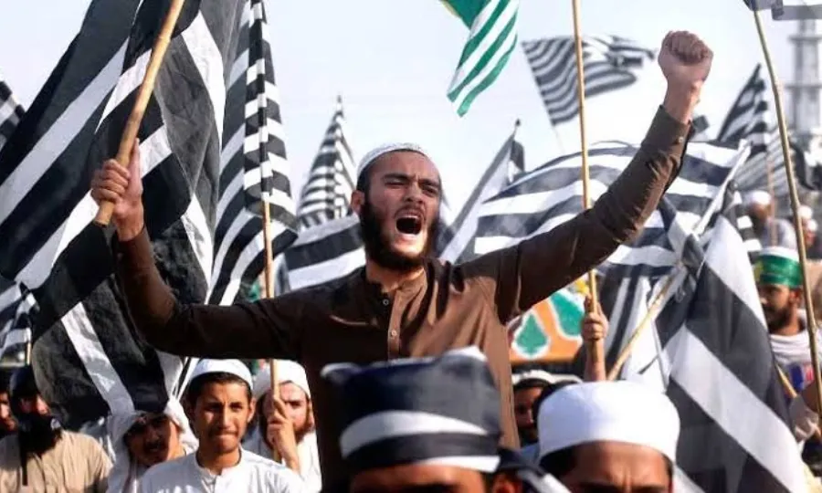 بھارت کے یومِ آزادی پر آج مقبوضہ کشمیر میں یومِ سیاہ منایا جا رہا ہے