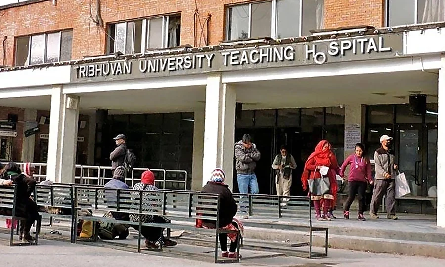 نیپال میں سیلاب کی تباہی، لاشوں کی شناخت اور تدفین حکام کیلئے بڑا چیلنج بن گئی