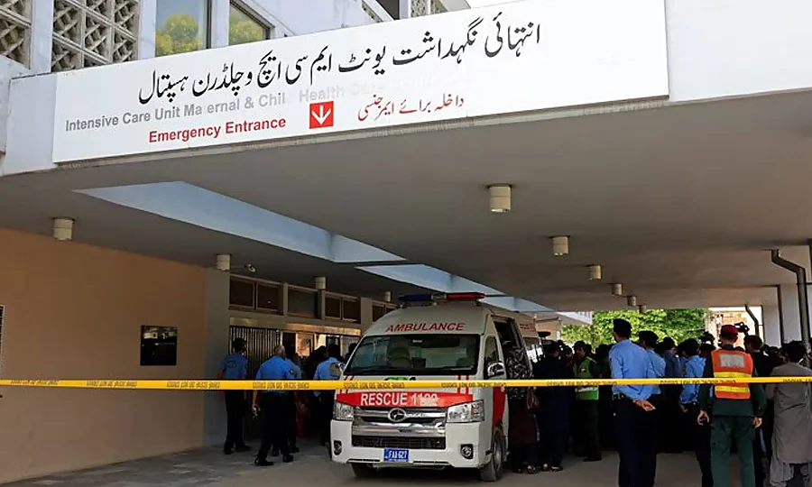 پمز آتشزدگی میں جاں بحق نومولود بچوں کے لواحقین کیلئے 50،50 لاکھ روپے کا اعلان