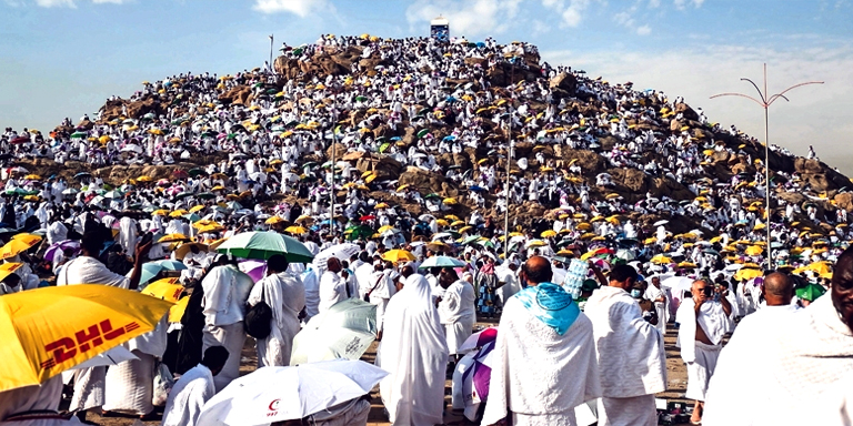 Hajj 2019: Pilgrims set out for Mount Arafat