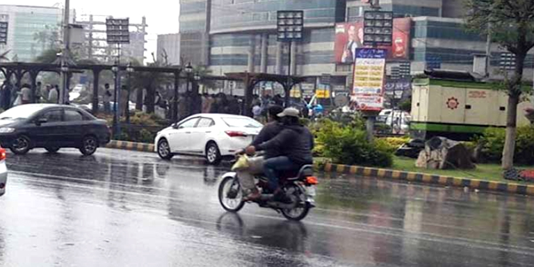Karachi light rain