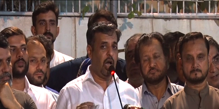 Dismissal of Mustafa Kamal as Project Director Garbage challenged in SHC