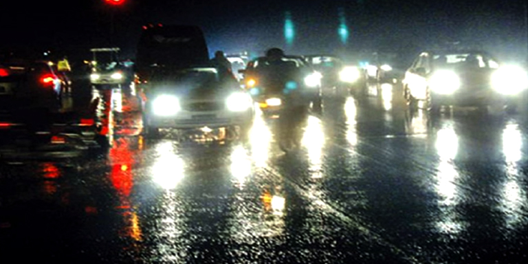 Several parts of Karachi receives light rain