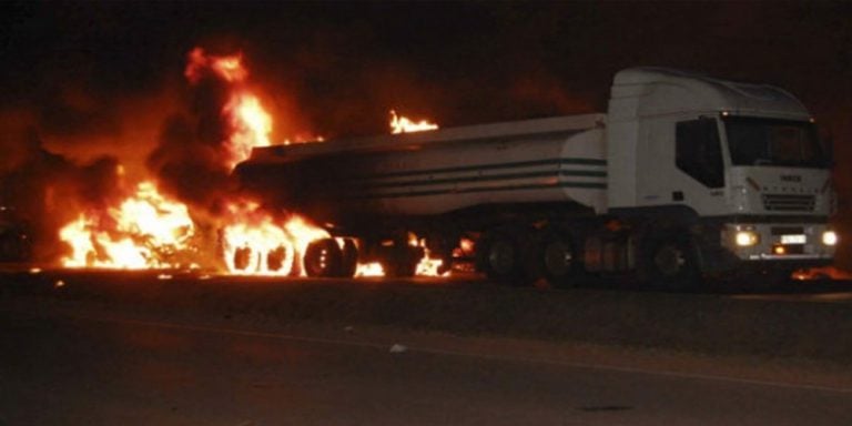 Uganda: Over ten killed in oil tanker explosion