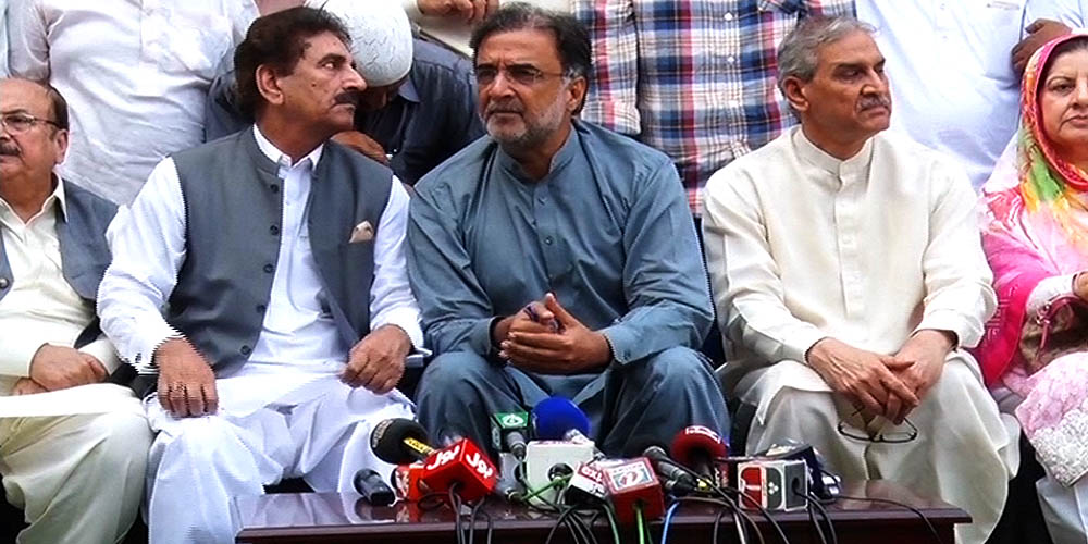 Govt fails to tackle dengue and they talk to govern the country: Qamar Zaman Kaira