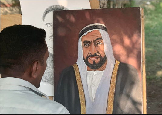 Sheikh Zayed’s painting brings in customer says Lahore street artist