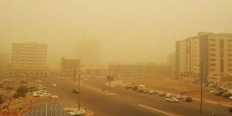 Saudi Arabia: High alert issued as sandstorm hits Jeddah