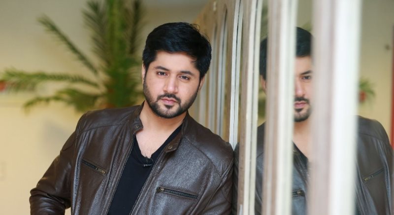 Imran Ashraf requests fans to pray for his ailing mother