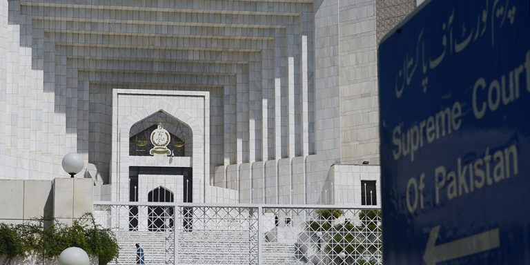 FBR is burdening the country: Supreme Court