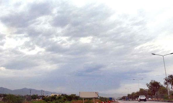 Monsoon system leaves Karachi, leaving weather partly cloudy