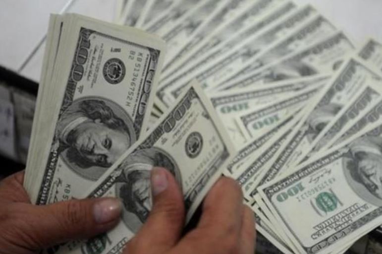 Dollar rate increases by 61 Paisas on 31st March