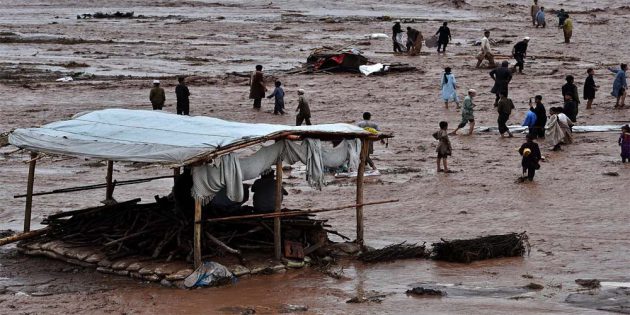 14 people killed by lightening in Tharparkar