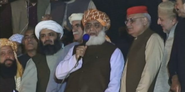 Maulana demands ouster of PM Imran