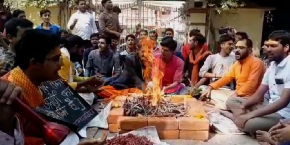 Hindu students conduct special ‘Pooja’ for dismissing Muslim professor