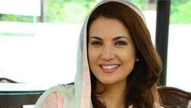 Dunya TV apologizes Reham Khan